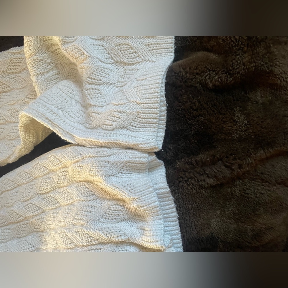 Gorgeous Eberjey Cozy Cable Knit Lounge Pants - Cream w/Pockets and Drawstring - Picture 11 of 16